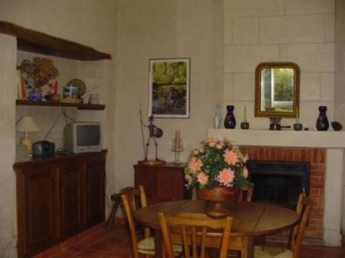 Maison Troglodytique Avec Wifi, Barbecue Et Cheminee - Fr-1-410-156 Aubigné-Racan Exterior photo